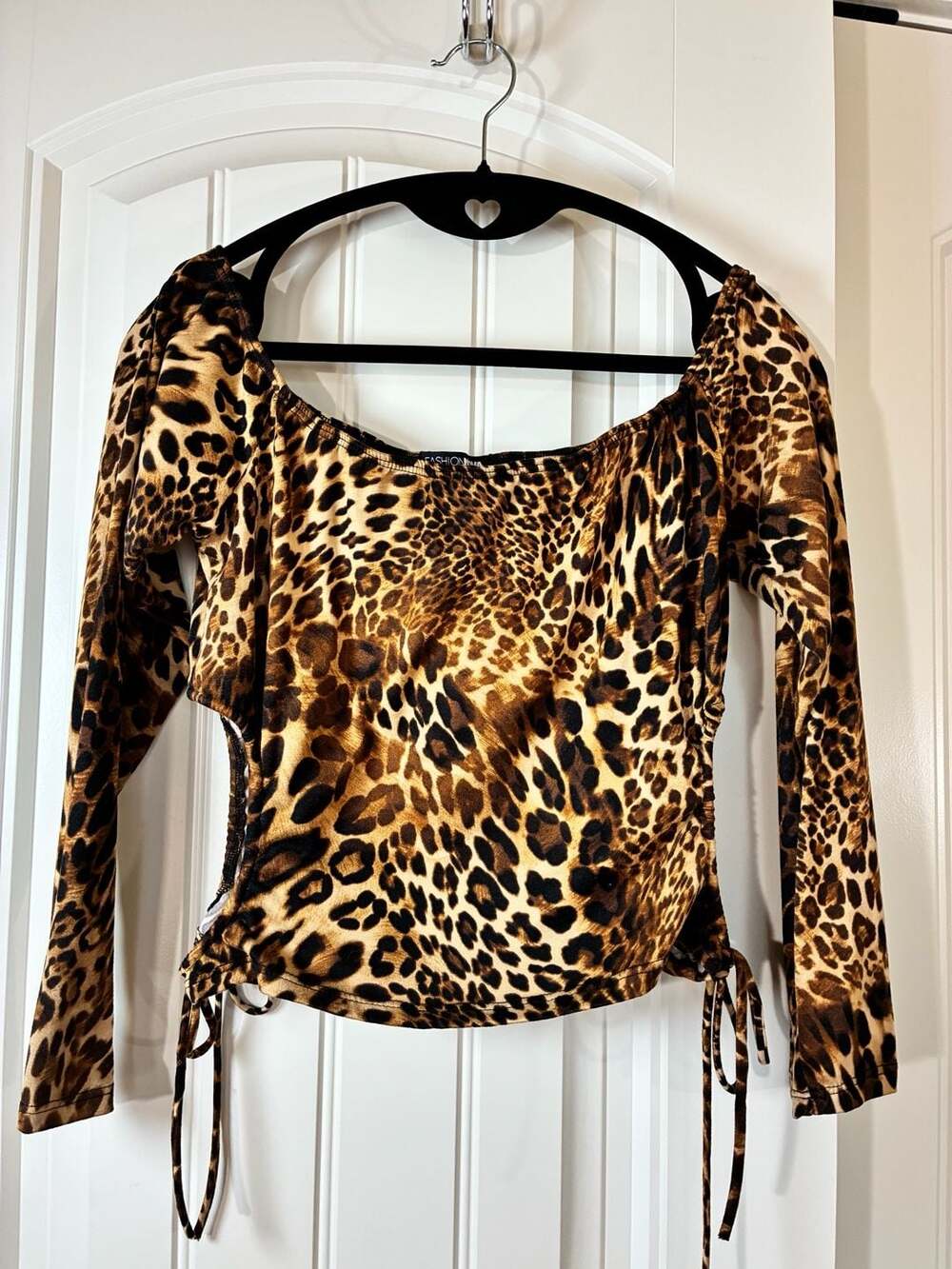 Fashion Nova Leopard Print Off Shoulder Long Sleeve Ruched Side Top, Size Small